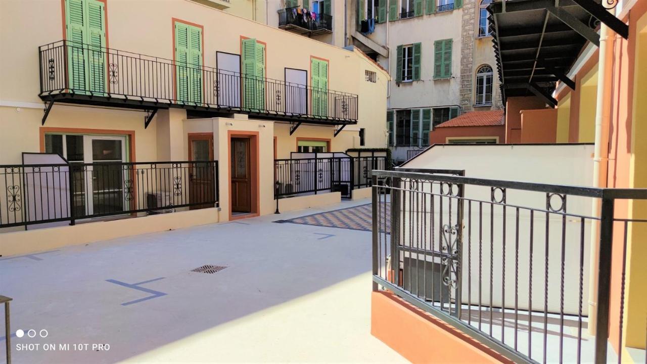 Delille Centre 14 Apartment
