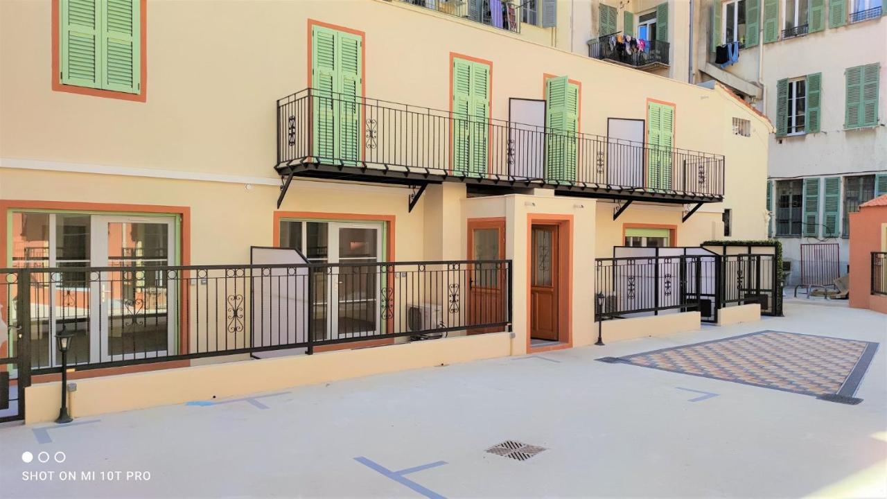 Delille Centre 14 Apartment